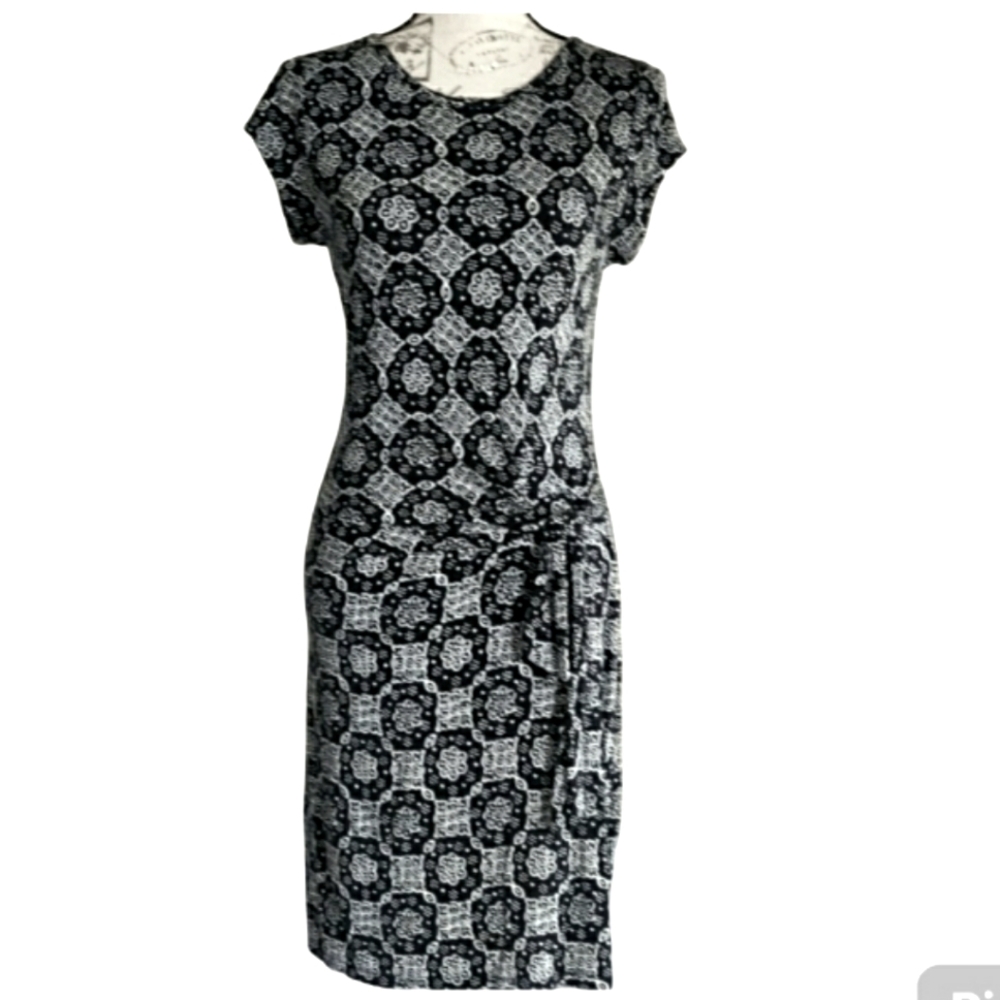 Loft short sleeved dress.